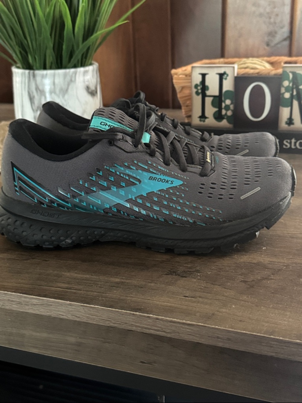Brooks Black Running Shoes with Teal Accents - Picture 3 of 7